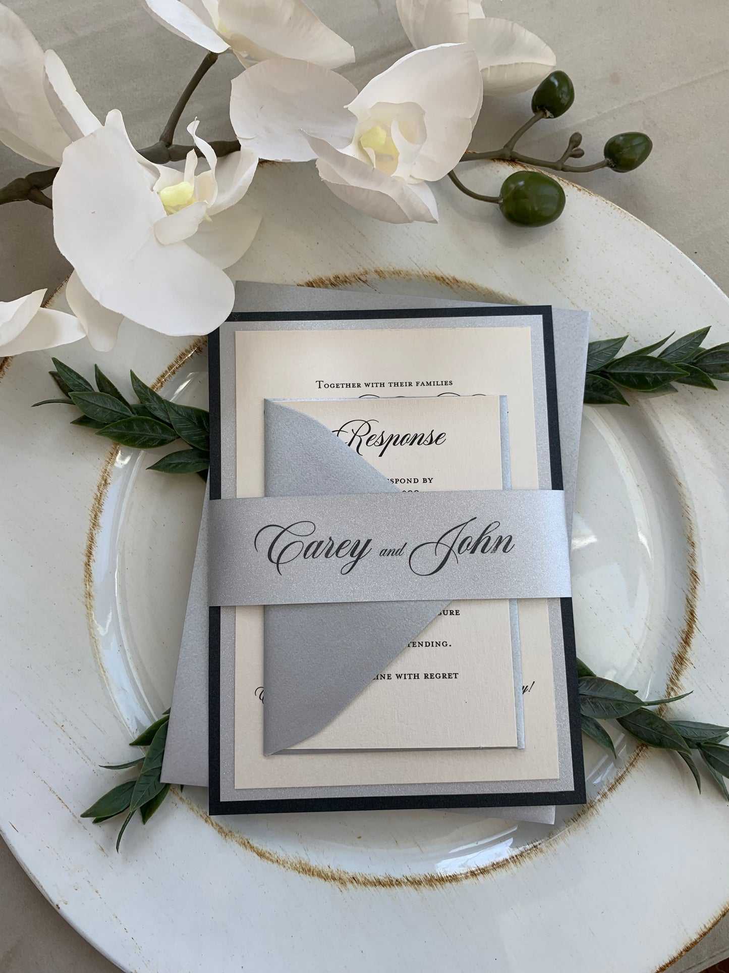 Victoria Invitation Suite