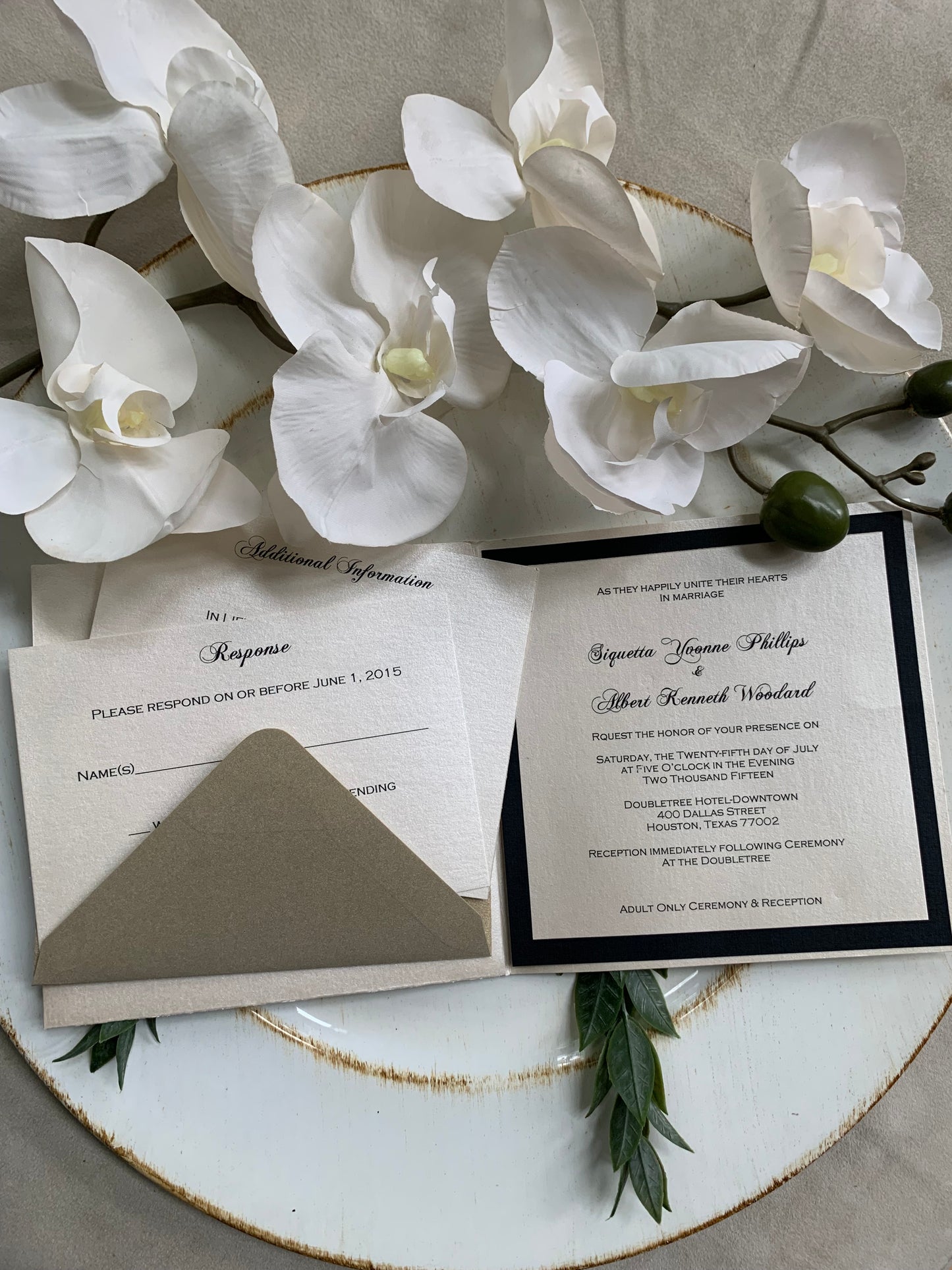 Clare Invitation Suite