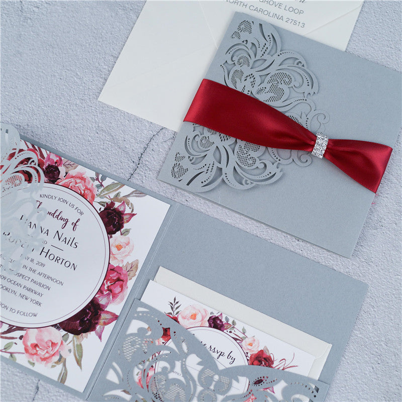 Ava Pocketfold