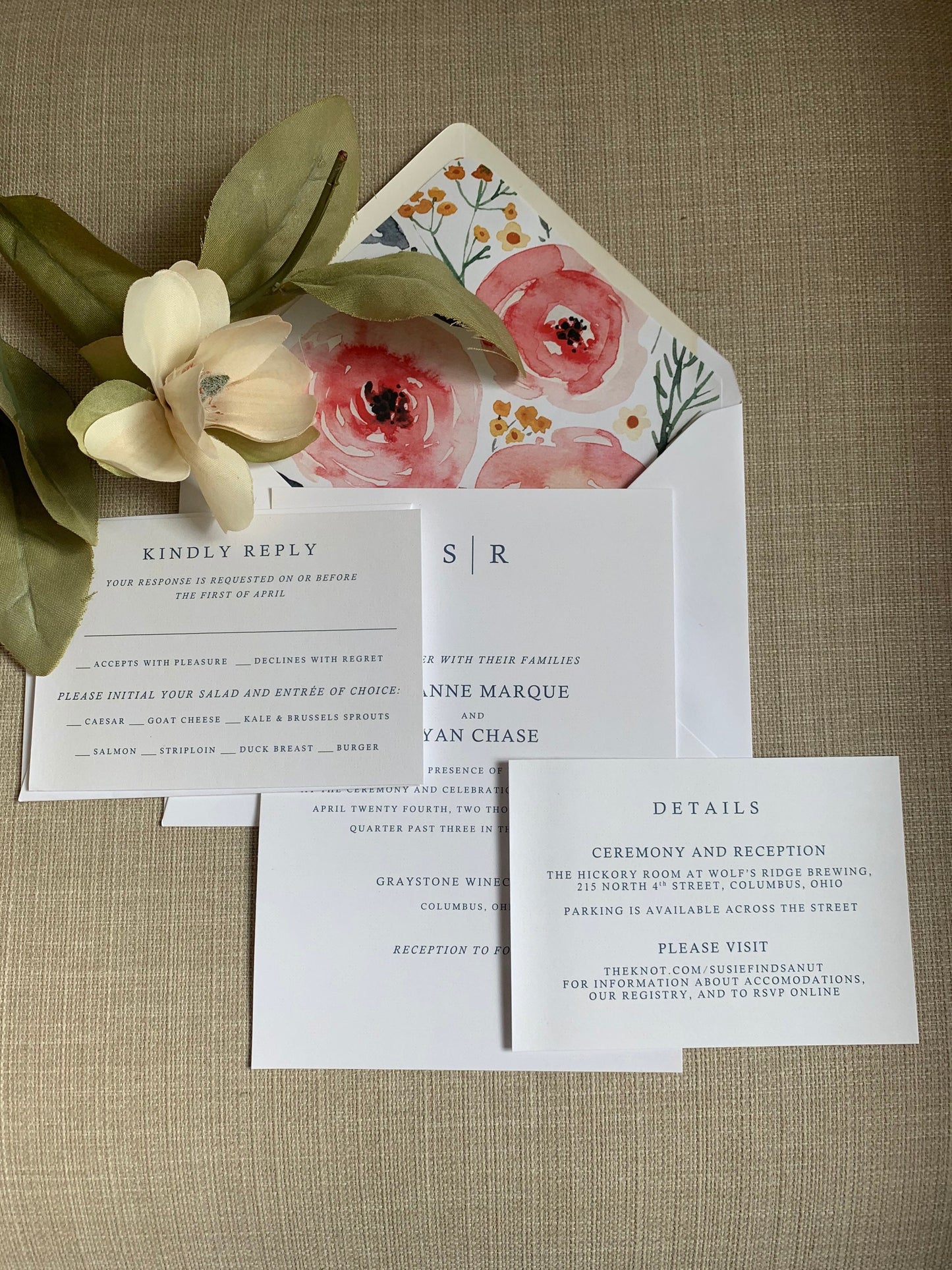 Savana Invitation Suite